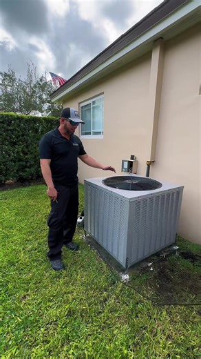 Es importante atender las señales para el cambio de tu aire acondicionado viejo por uno nuevo, como el deterioro visible, la falta de mantenimiento, y sobre todo el alto consumo de energía. En Go Cooling tenemos las mejores opciones para que tengas un equipo de alto rendimiento, con financiamiento disponible. Contáctanos 📲 (305) 721 0685 📍 Miami #florida #miami #doral #kendall #hialeah