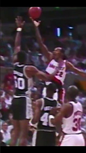 UNA DE LAS CANASTAS MÁS BONITAS DE LA HISTORIA #nba #baloncesto #basketball #viral