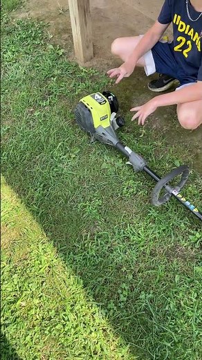 My Friends new Ryobi 4 Cycle S430 string trimmer #smallengines #lawnequipment