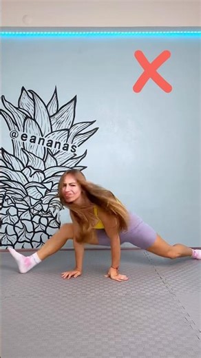 Middle Split Easy Tutorial 😍🔥 #gymnast #splits #howto #flexibility #easytips