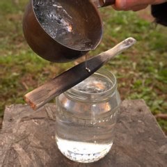 Metal melting trick everyone needs to see 🔥💡