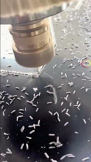 CNC Router Machine Cutting Aluminum Composite Panel