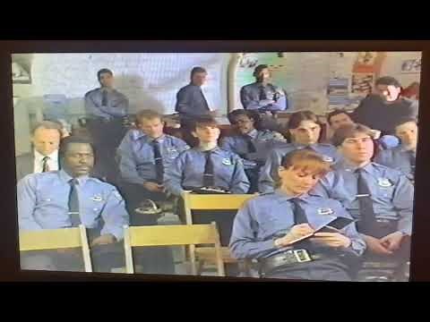 The Santa Clause (1994) Santa, The Elves and The Police get ready for Christmas Eve!