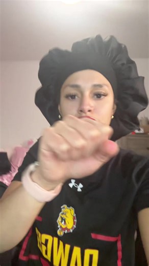 Mickey Mouse clubhouse (@mickeymouse._clubhouse3)’s videos with i got hella money - kell yeah!