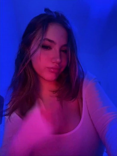 TT: chiri.francesca_. Fan page promoting TikTok creators. Ownership and credits to original creator:
