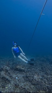 I used to fear the depth. Till one day, I swam through it. One breath at a time 🤿🌊 Here’s to ending my year strong and ticking off my bucketlist one at a time 🩵 #freediving #freedivetribeph | Lorraine Ann Dela Cruz
