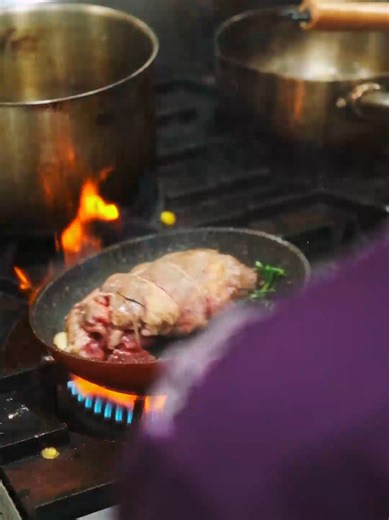 The kitchen is on fire at Tristar Culinary Surabaya! It’s exam time, and our students are bringing out their best moves, sharp techniques, bold flavors, and total focus under pressure. Every dish tells a story of hard work, creativity, and determination. This is not just an exam, it’s a real kitchen challenge where future chefs prove their skills and passion. Good luck to all students, cook with confidence and let your talent shine! Turning ingredients into masterpieces, welcome to Tristar Culin