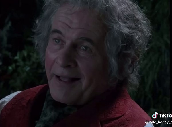 Old Toby got that good good 💨🤣 #fyp #foryou #foryoupage #fypシ #lordoftherings #gandalf #bilbobaggins #longbottomleaf #gardentok