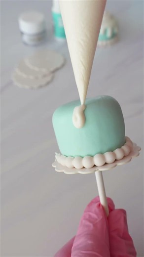 Wedding Cake Pops!💍🤍🩵 | Wedding Treats Inspiration