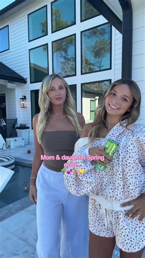 Spring break ready 🌴💕🫶🏼✨ #fyp #viral #momanddaughter #grwm #ootd | OOTD