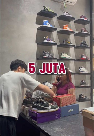 @UNCHARTED_SPLY CAIR! HABIS 5 JUTA BUAT KOLEKSI SEPATU! 😭😱 #TokoSepatu #FYP #gayaditiktok #fashiontiktok Shop Offline Today: 📍 UNCHARTED SPLY | South Jakarta on Google Maps (Open Everyday, 12:00 PM - 8:30 PM WIB at Jalan Bumi No. 31) 📍 UNCHARTED SPLY | Gading Serpong on Google Maps (Open Wednesday to Sunday, 12:00 PM - 8:00 PM WIB at Ruko Maggiore Grande Blok G No. 25) #GodSpeed