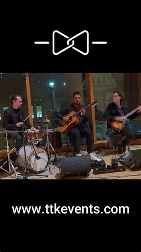 BEATLES GONE REGGAE! 🇯🇲 A Fresh Island Twist on "In My Life"! #JukeboxTrio #BeatlesCover