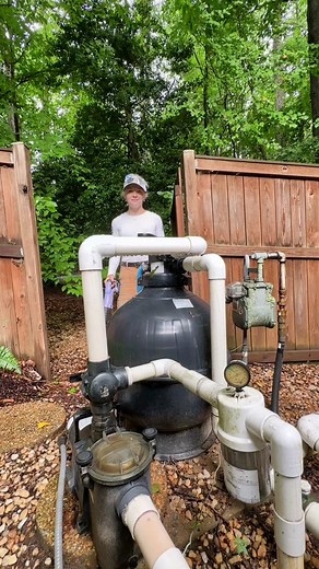 New Pentair pump and filter!🤠 #pools #poolservice #repair #bluecollar #poolboy #summer #womenatwork #pool #pentair