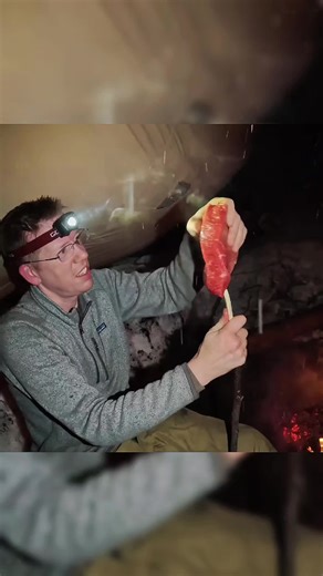 Alaska camping raw #camping #outdoor #survival #outdoorcooking #campfirecooking #outdoorboys #Bushcraft #alaska #honeybutter #campinglife #cooking #survivaltips