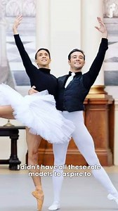 Ballet 22 is a dance school that was founded to break gender stereotypes. It welcomes dancers of all genders and let’s people assume the roles that they prefer, encouraging expression without limits | Freeda En