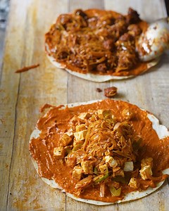 1.1M views · 374 reactions | Adha Kilo Cheese Wali Frankie 襤 | Harry Uppal | Facebook