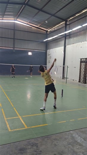 shuttle toss practice