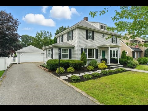 9 Rustic Road Stoneham, MA | ColdwellBankerHomes.com