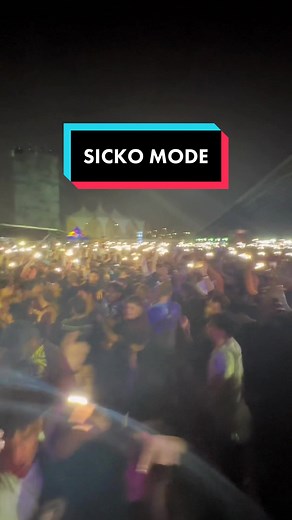 Travis Scott Performing Sicko Mode at Wireless in Abu Dhabi