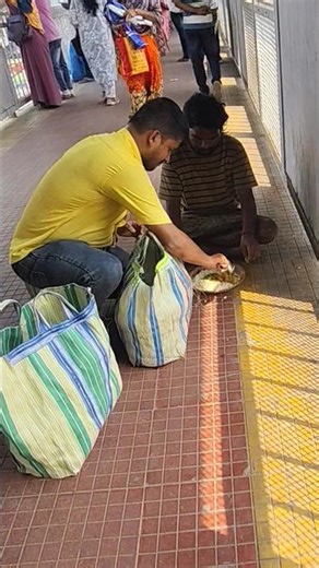 Helping poor family 🙏❤️💯#trending #viral #shorts #humanity #kindness #help