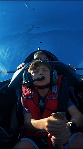 Michael Mullins 🔥 🚀 Pilots in the making | Aerobatic Flight | Xtreme-Flight.com