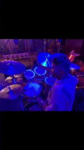 Random soundcheck improvisation!