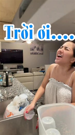 Ngan Nguyen on Instagram: "Vui vẻ"