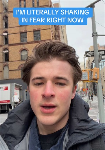 Harry Sisson's Latest Tips on Hair Dye Techniques