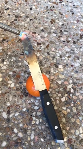 1163_1000 Degree Knife Vs Orange | Mable Gross | Facebook