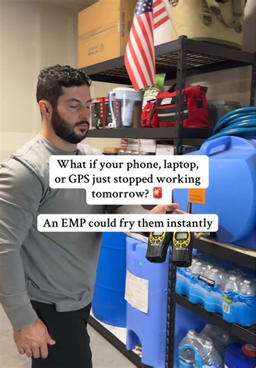 An EMP could happen at anytime, be prepared with a faraday bag🚨 #fyp #war #safety