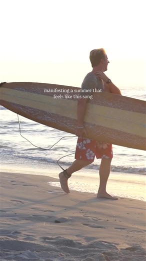 Texas beach day anyone? 🙋‍♀️ #CCTX #corpuschristi #GulfCoastCapital #SeeCC #badbunny #reels #beach #summer