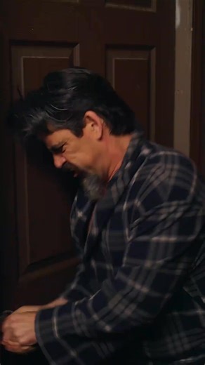 🎯 WATCH MORE 👉https://short.inbeidou.ai/link/dramasnack/serial/2YkmMghr/12 Mafia's Captive Bride EP07 🌟 Continue the story here👉🏻 📲 Find the full series on the "DramaBox"app 🔍 Look up "gfh91", to enjoy every episode✨! #drama #shortsdrama #shortfilm #Series #Shortfilms #ShortDrama #ShortSeries | Gentle Moment Films