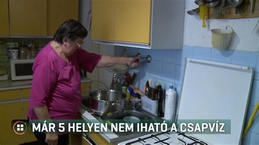 Már 5 Veszprém megyei településen is szalmonella gyanús a víz. Csak forralás után iható a csapvíz. A Híradónknak nyilatkozó szülő szerint két gyermeke súlyos tünetekkel került kórházba, nagyobbik fiának 40 fokos láza és kínzó hasi görcsei voltak. https://rtl.hu/hirado/2025/09/05/szalmonella-gyanus-viz-veszprem-megye https://embed.rtl.hu/embed/2550922?autoplay=0 | RTL Híradó