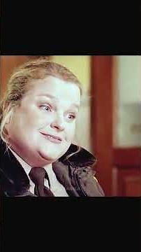 An Alien Lived as a Doctor for Years, Until One Child Quietly Saw Through His Disguise