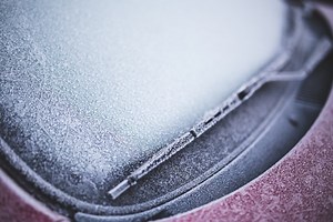 Winter hack: Prevent waking up to a car-cicle when the temperature drops - The Weather Network