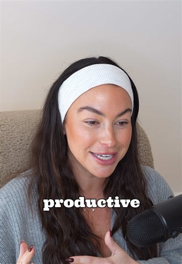 even busy queens need a journaling practice 🤎✨✍️ we got a special code for you to get your journal and start your practice ! use code TRANSFORM25 to get your practice journal