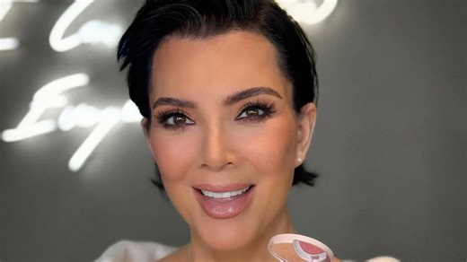 Kris Jenner reveals real skin in rare candid photo without filters in Venice