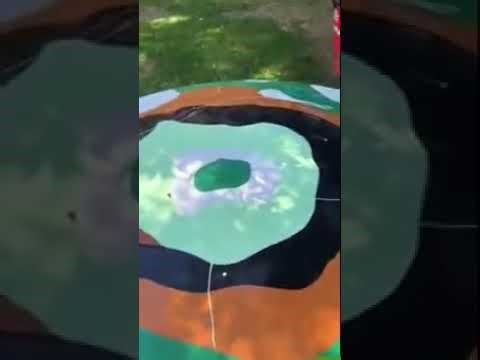 Refurbish a table with a yard rake👌