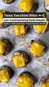 Tuna Zucchini Bites 🐟🥒 Transform simple zucchini slices into savory, cheesy bites. We use @safecatchfoods — the lowest mercury of any brand on the market. It’s a clean, high-protein snack that comes together quickly. 😋 🚨 Full recipe with tips, variations, and nutrition info: ➡️ https://keto.recipes/keto-tuna-zucchini-bites-high-protein-low-carb-snack/ 💬 Is this a healthy #snack you’d make? Drop a 🥒 below! Don't forget to SAVE and SHARE this easy #recipe! 📸: @whitnessnutrition | Keto Recip
