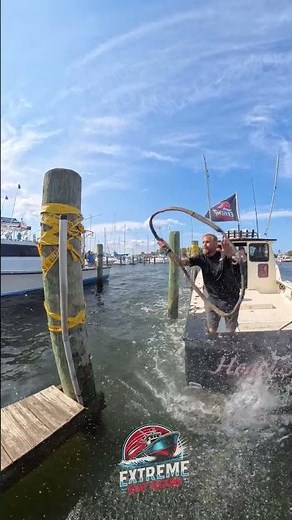 Guy jumps from boat to win Extreme Boat Docking!