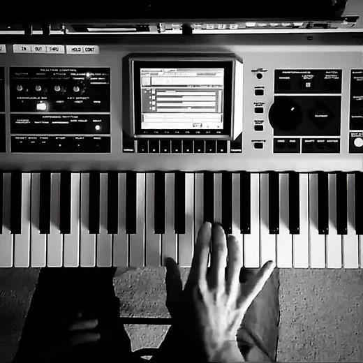 Born Slippy: A Techno Classic from Underworld