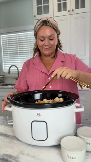 Say RECIPE and I’ll send it over. This Slow Cooker Beef Stew is the definition of comfort food. Tender beef, hearty veggies, and a rich flavorful broth that slow cooks all day. Your family will be asking for this classic again and again. #slowcookerbeefstew #beefstewrecipe #comfortfood #slowcookermeals https://www.thediaryofarealhousewife.com/slow-cooker-beef-stew-2/ | The Diary of a Real Housewife - Jennie Duncan