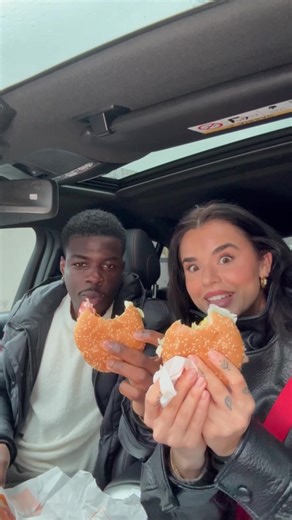 Burger Biss Challenge für Paare! 🍔😌