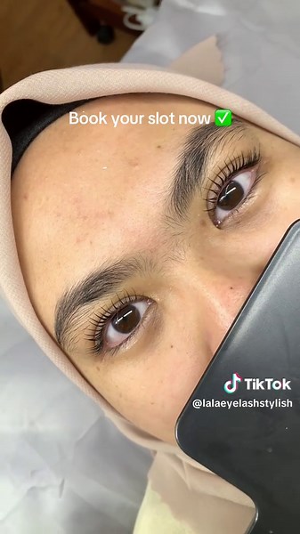 Expert Lash Lift Techniques for Long Lashes