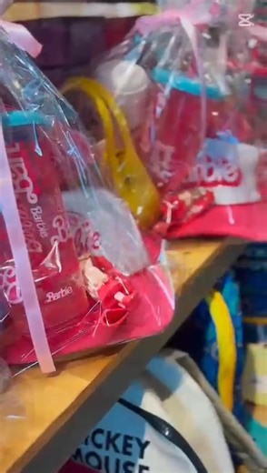 🎀✨𝗟𝗜𝗠𝗜𝗧𝗘𝗗 𝗘𝗗𝗜𝗧𝗜𝗢𝗡 𝗕𝗔𝗥𝗕𝗜𝗘 𝗚𝗜𝗙𝗧 𝗛𝗔𝗠𝗣𝗘𝗥 – 𝗖𝗛𝗥𝗜𝗦𝗧𝗠𝗔𝗦 𝗣𝗥𝗢𝗠𝗢! ✨🎀otal value of items: Rs 2,150 🔥 GET THE FULL HAMPER FOR ONLY: Rs 1,400 ⚠️ Limited edition — once sold out, it’s gone! 🌸𝐖𝐇𝐀𝐓’𝐒 𝐈𝐍𝐒𝐈𝐃𝐄 𝐓𝐇𝐄 𝐇𝐀𝐌𝐏𝐄𝐑? ✔️ Barbie Cap ✔️ Barbie Cup ✔️ Barbie bucket hat ✔️ Barbie Vacuum Bottle ✔️ Barbie Watch ✔️ Barbie Keychain ✔️ Barbie Clutch #chritsmasgifts #gifts #barbielovers #barbie #cuteaccessories | BaBa Baby