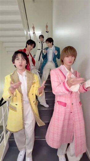 なにやら後ろが騒がしいです🕺#MILK #罪と罰と雨とキス#吉田仁人 #佐野勇斗