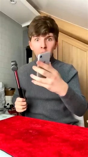 Ra magic on Instagram: "Crazy mobile 📱 and humble 🔨 magic 🪄 tricks 🤯#reels #magictricks #trendingreels"