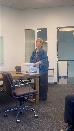 courtney is moving into the new smosh office!