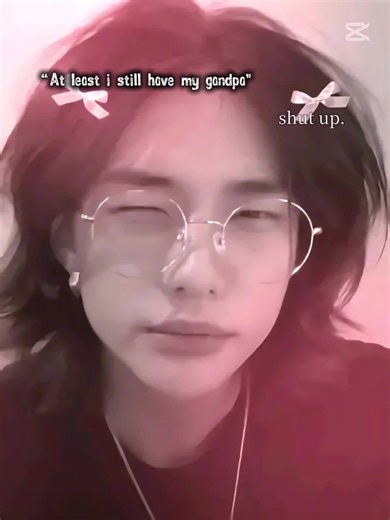 فيديوهات أنشأها 🐥🐺sungmins smile🐺🐥 (@loony_queen) باستخدام original sound - 🛢️🦌