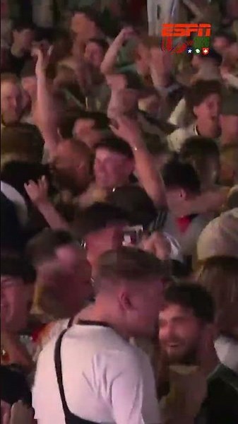 SCENES as Germany score INJURY TIME WINNER vs. Ivory Coast ☄️